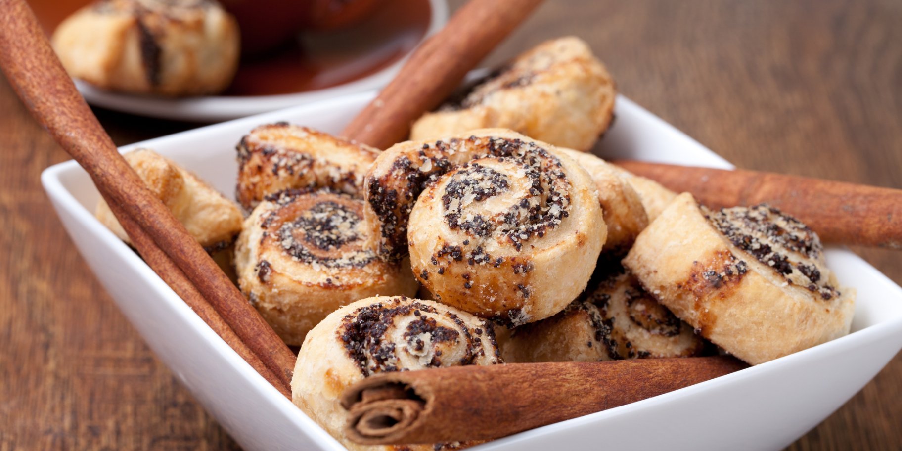 Сирне печиво з маковою начинкою