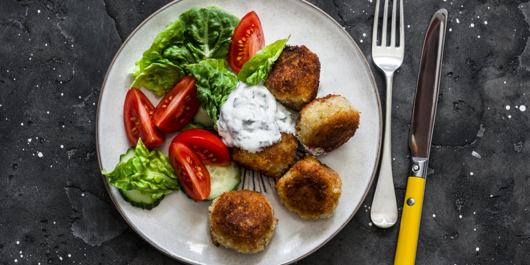 Котлети з рибних консервів