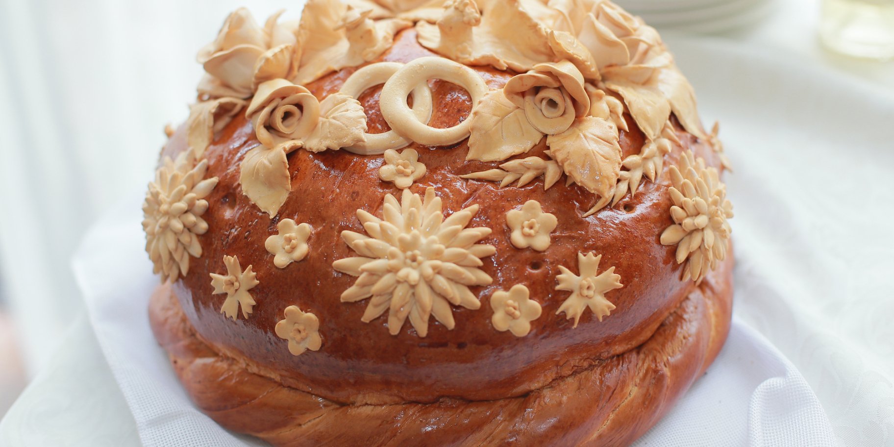 Традиційний сахновщинський коровай