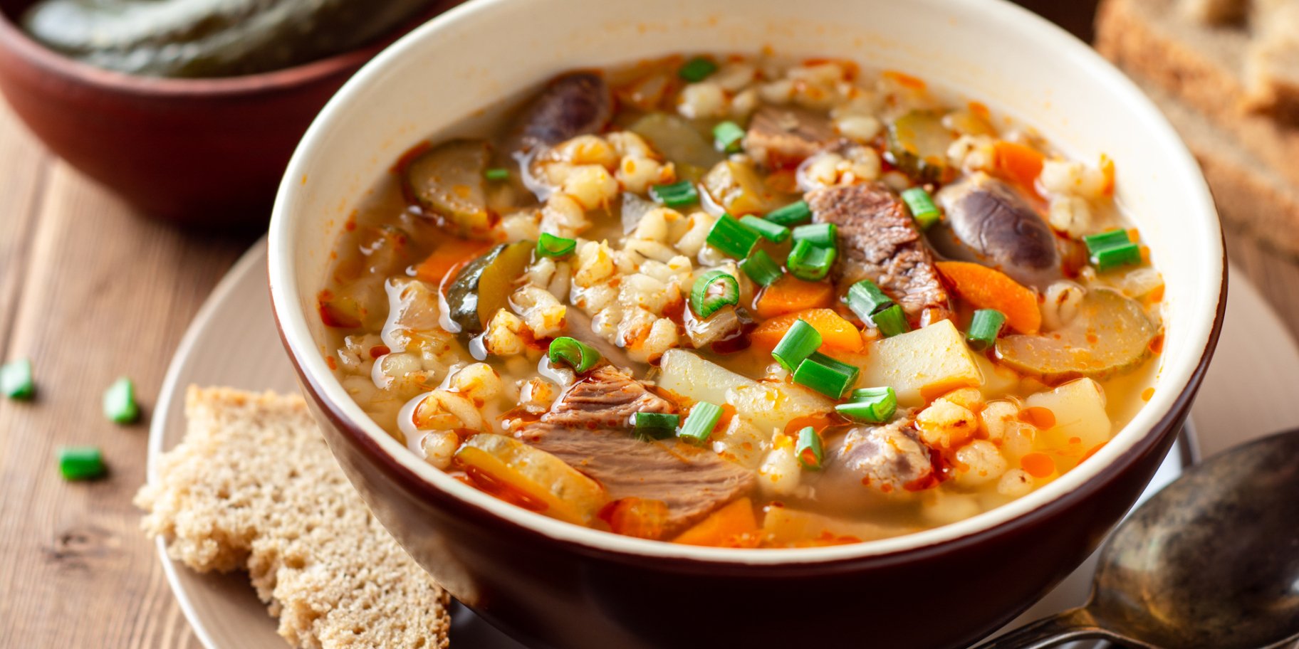 Суп з перловою крупою