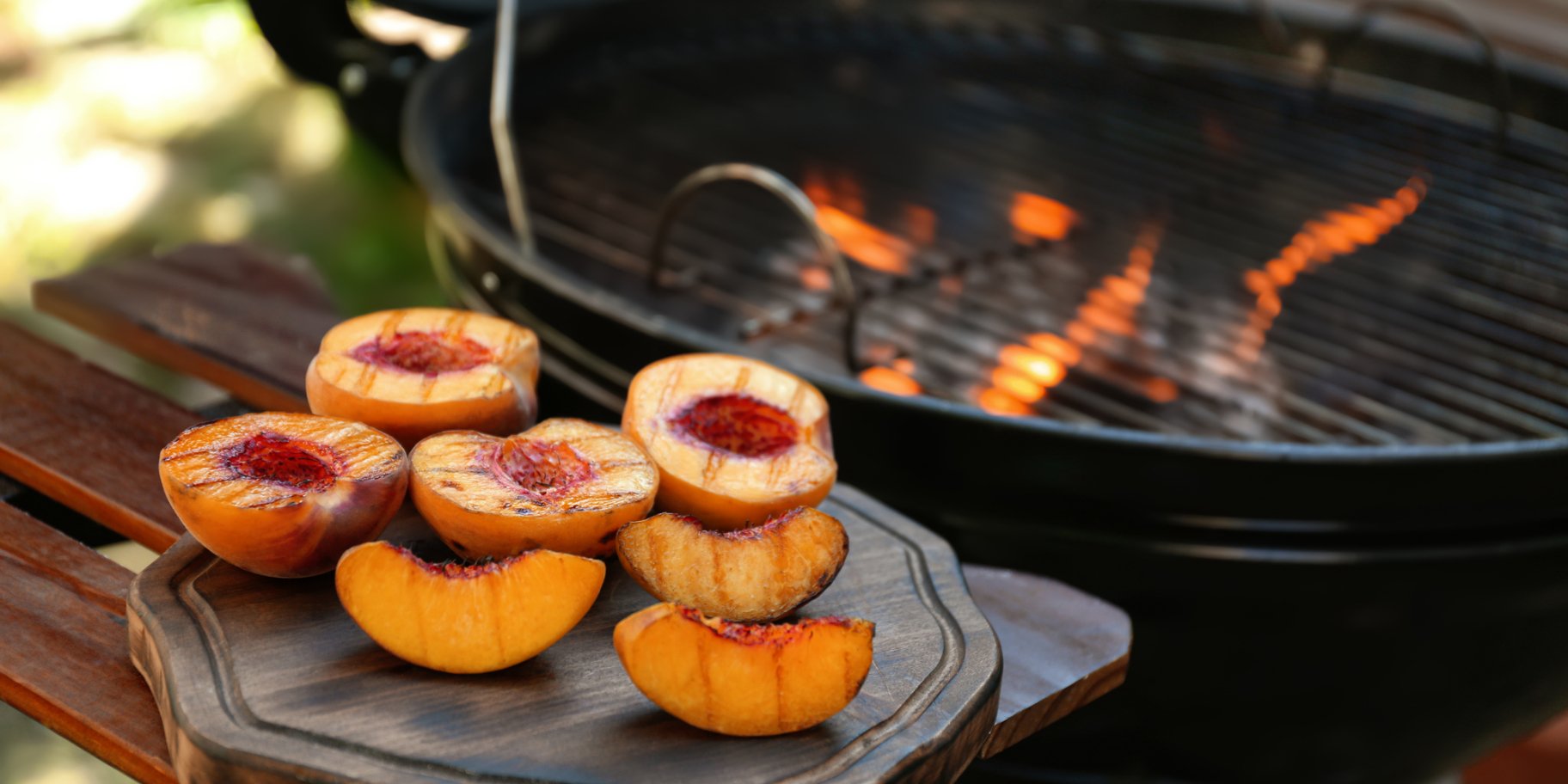 Персики на гриле