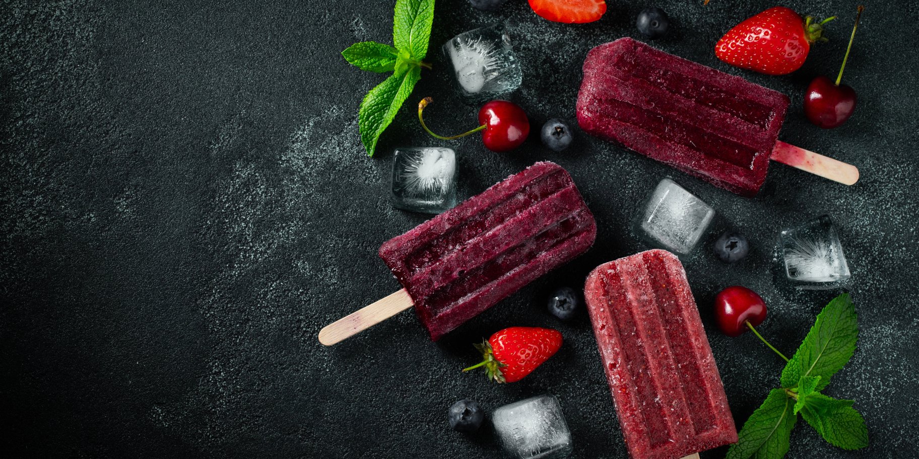 Веганське морозиво з ягодами