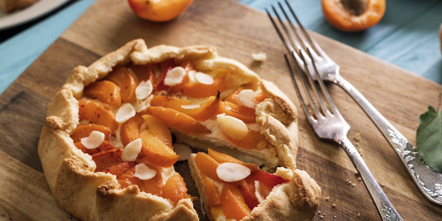 Галета з абрикосами