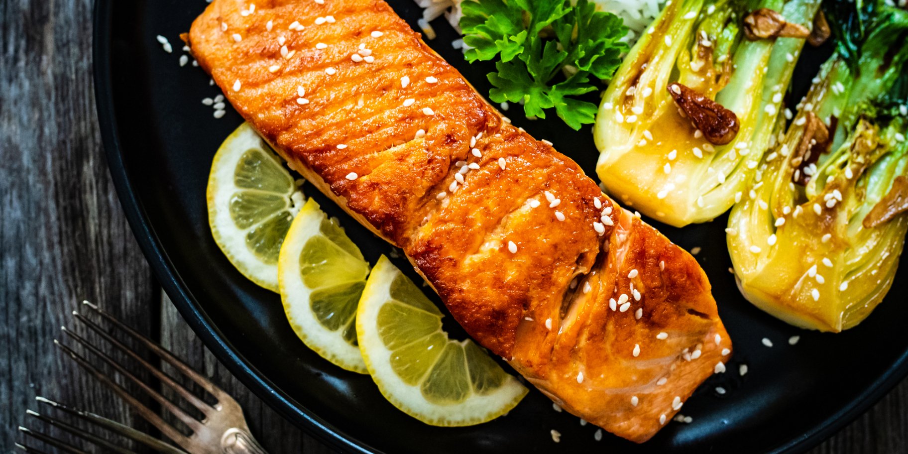 Сьомга в соусі