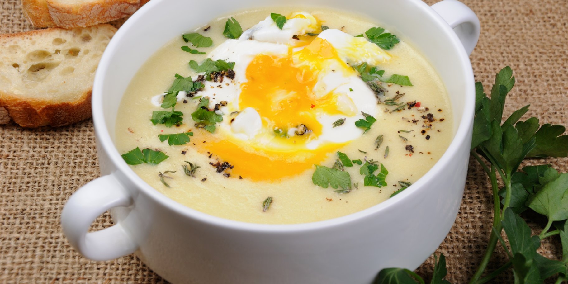 Овочевий суп з яйцями