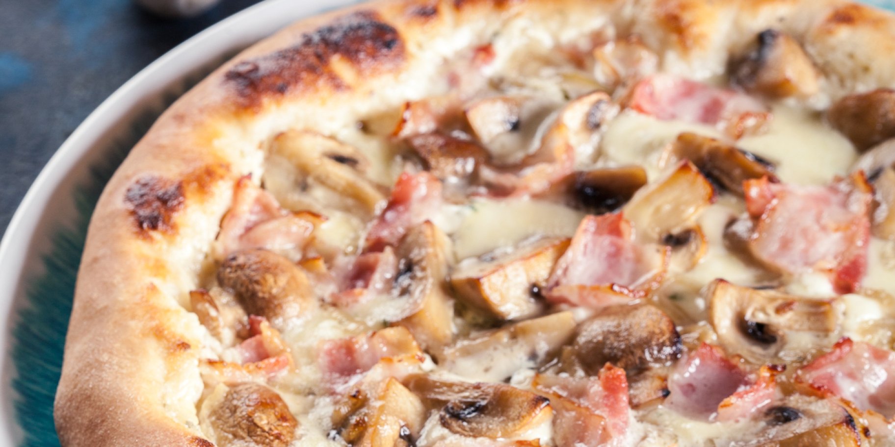 Быстрая пицца «Карбонара»