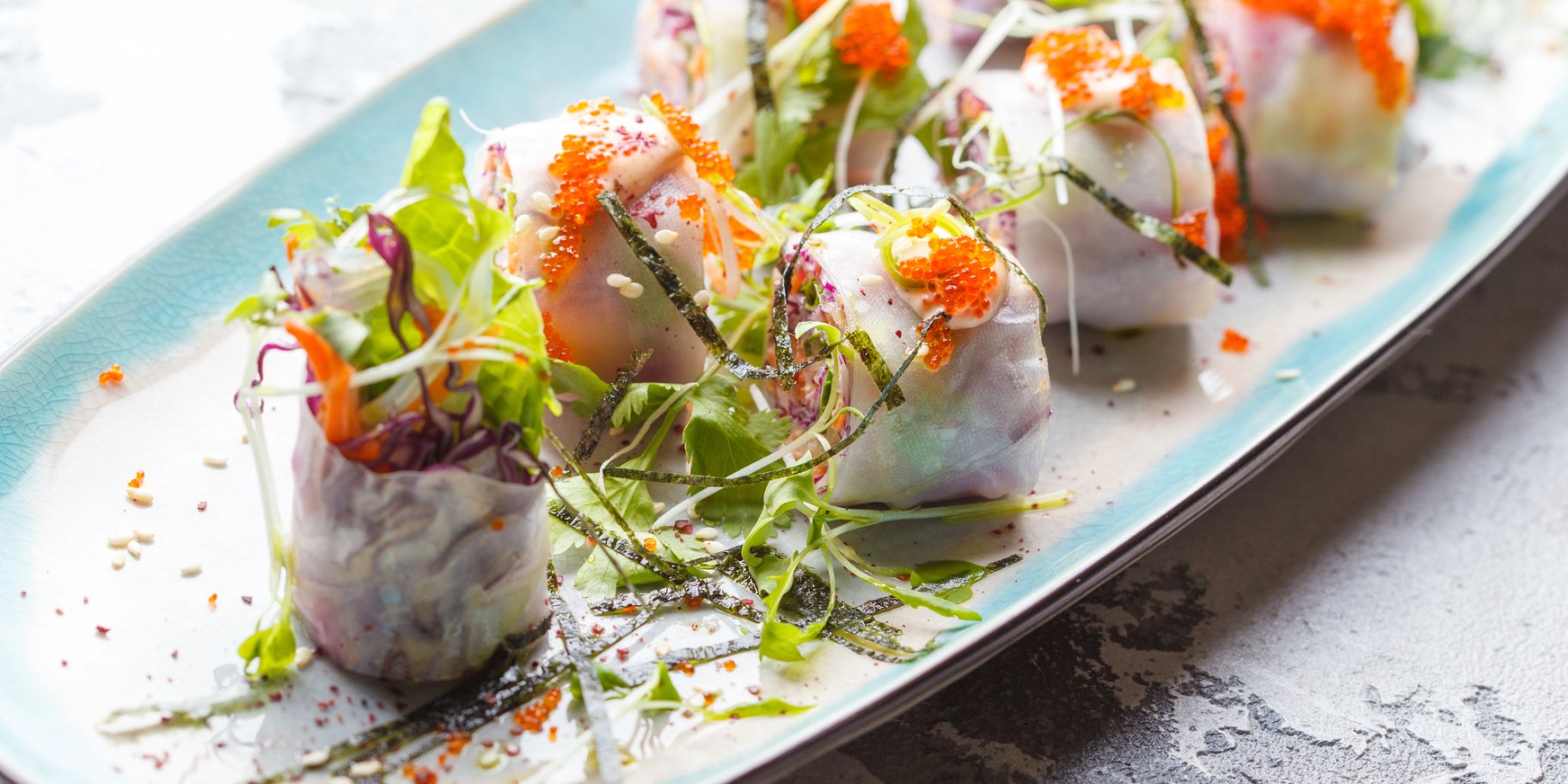 Спринг-роли з морською капустою