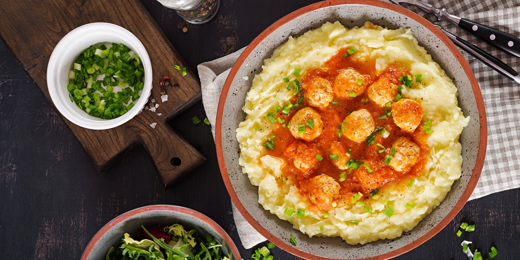 Фішболи в томатно-вершковому соусі