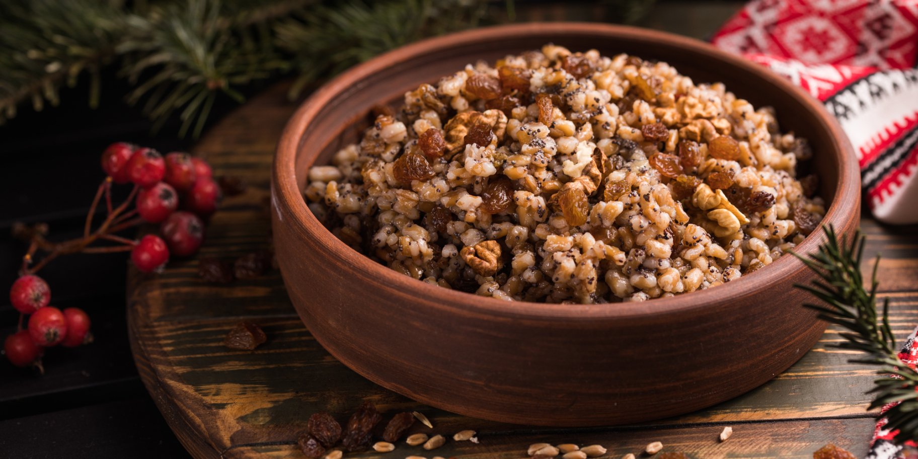 кутя з маком й родзинками