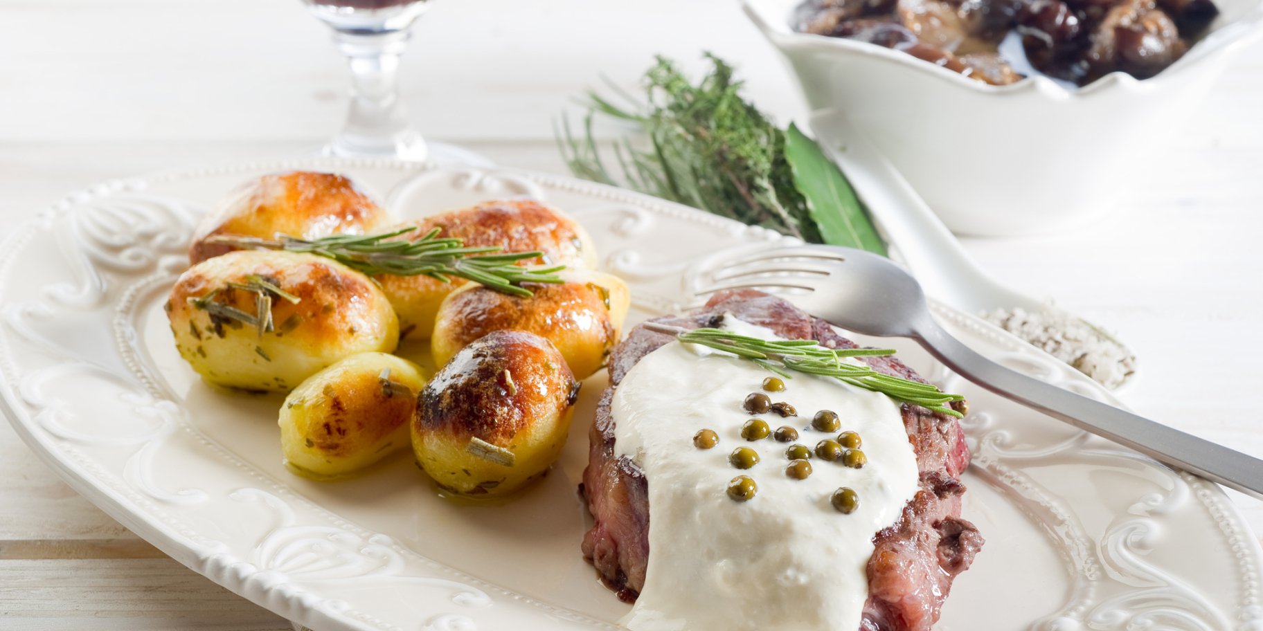 Телятина під соусом