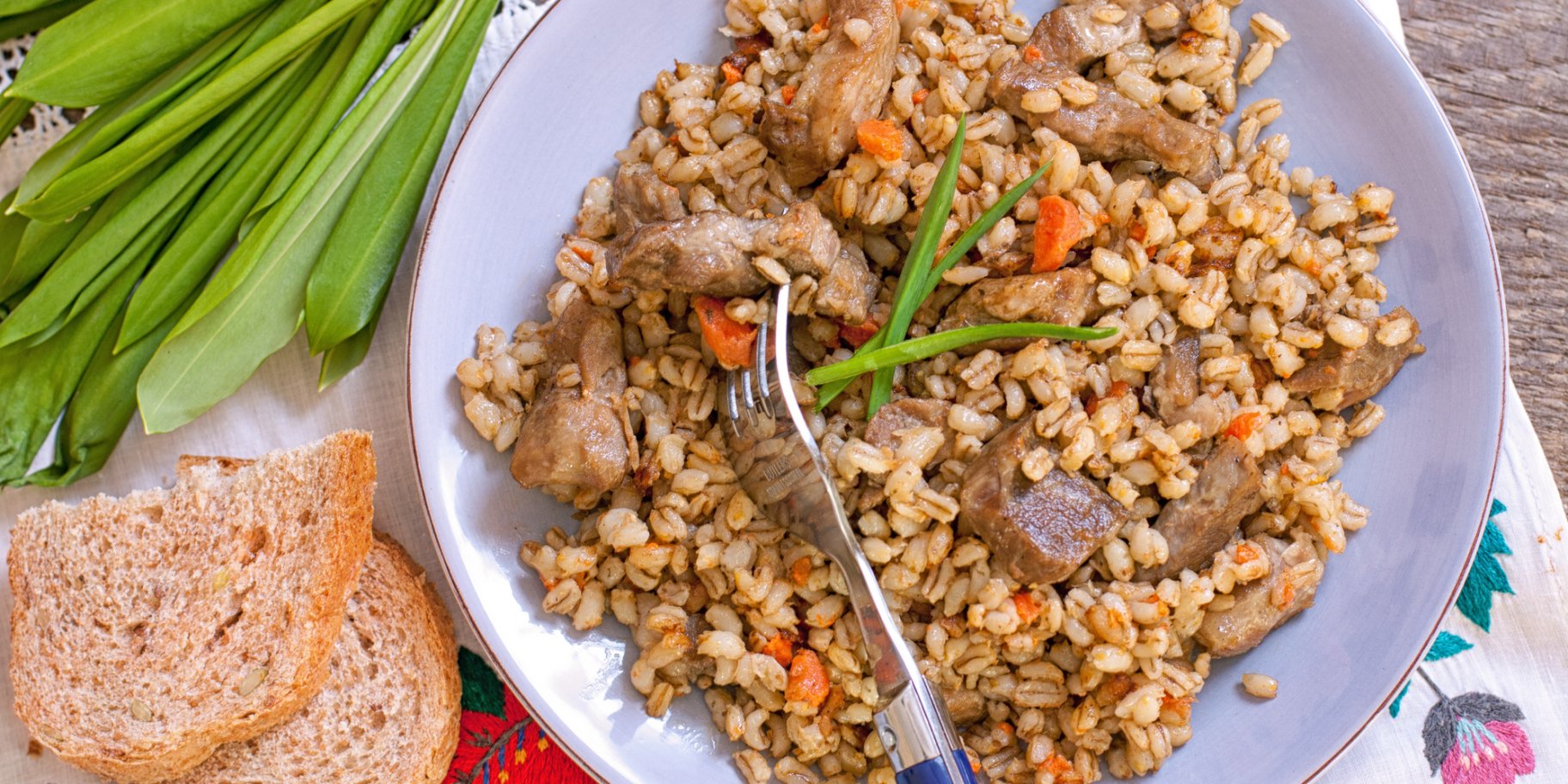 Спельтова каша з м'ясом - рецепт