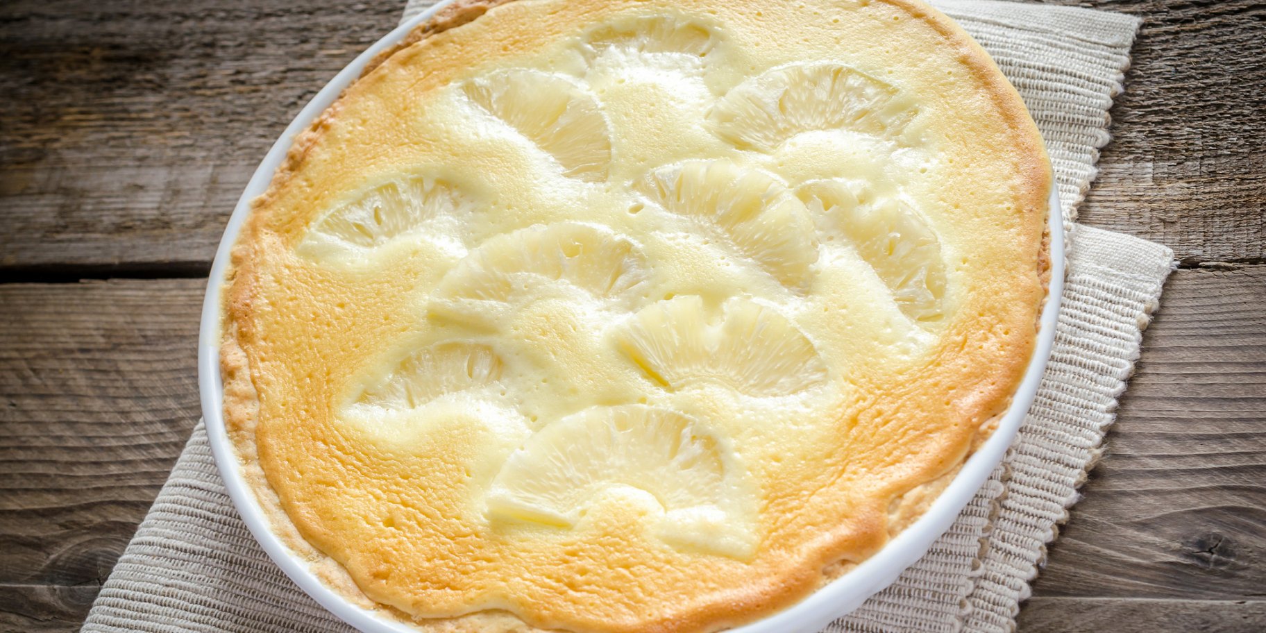 Сирна запіканка з ананасами