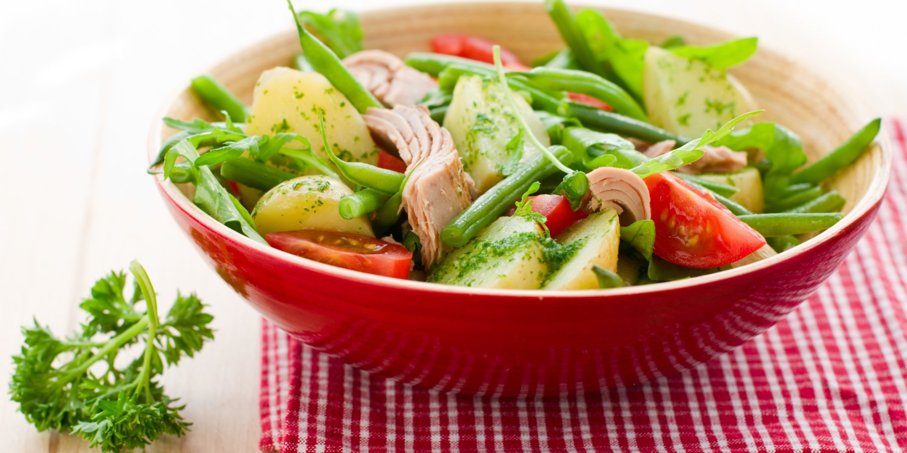 Салат из филе морского окуня