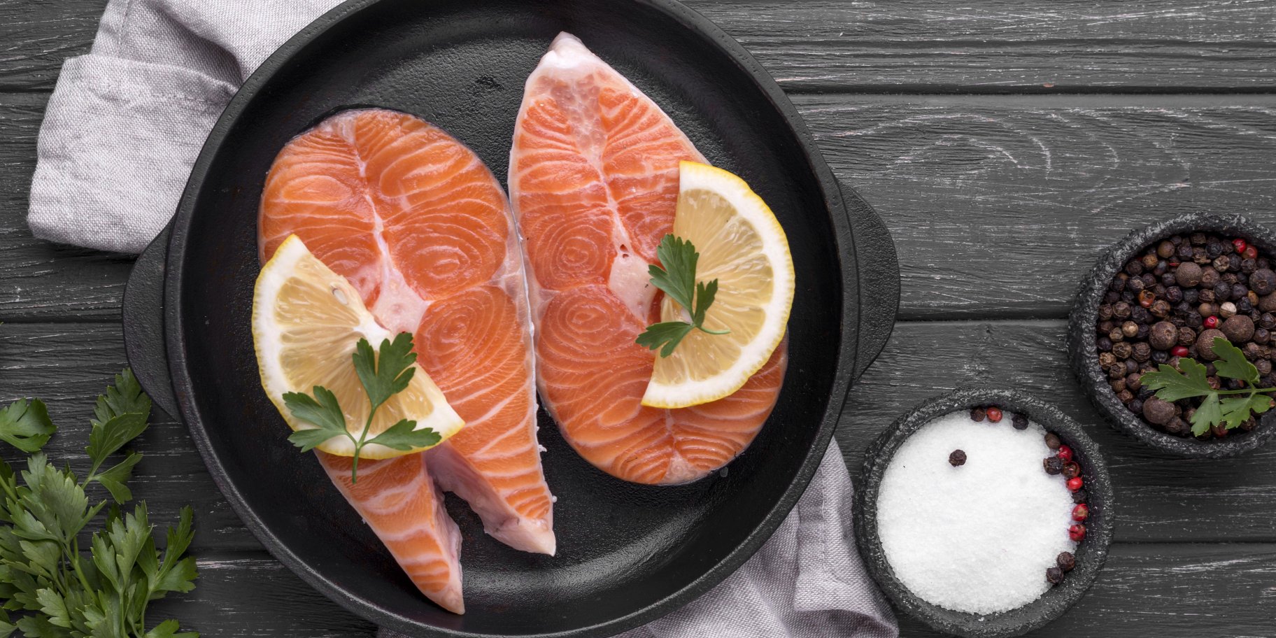 Лосось з лимоном