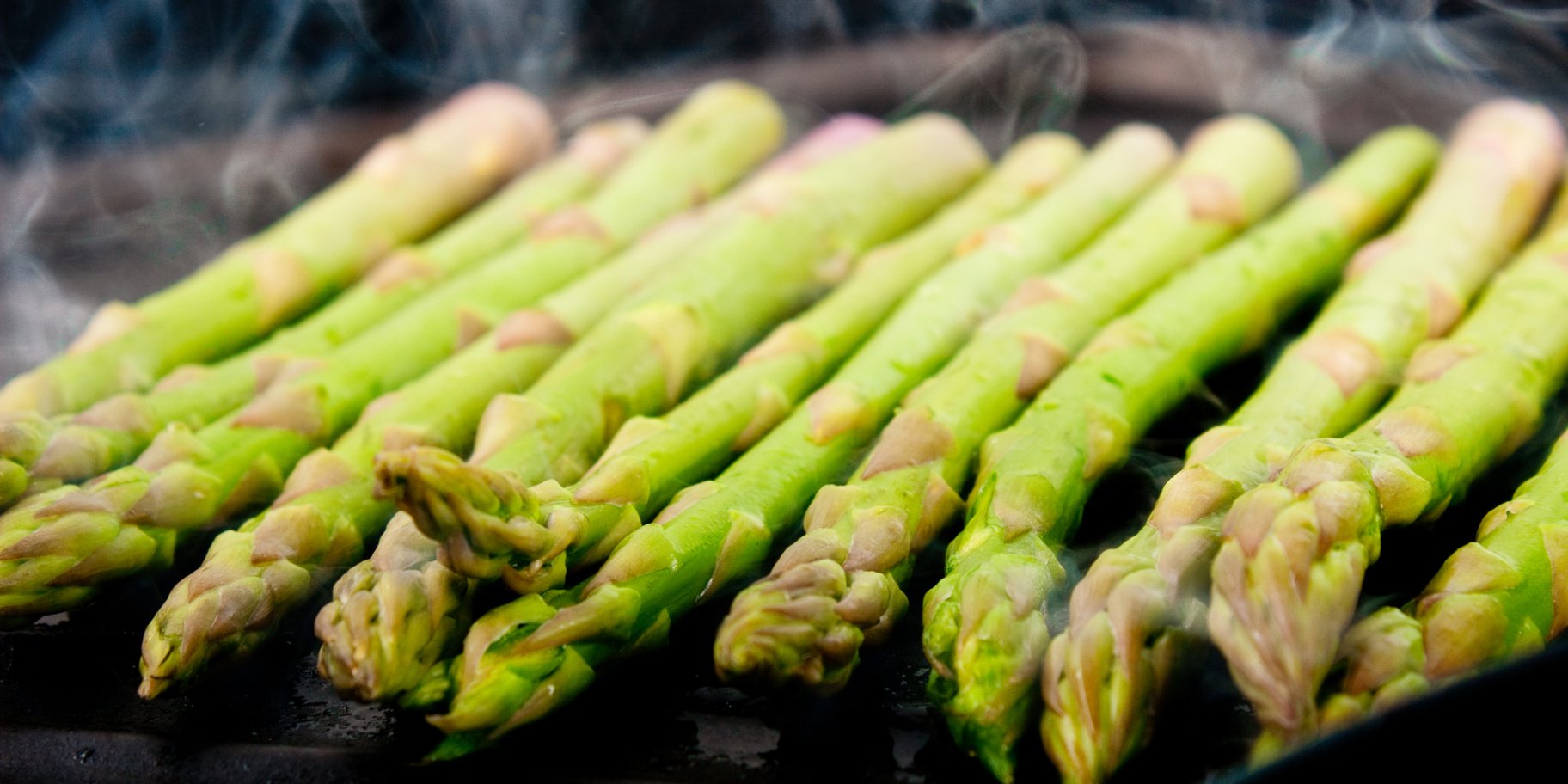 Спаржа на гриле