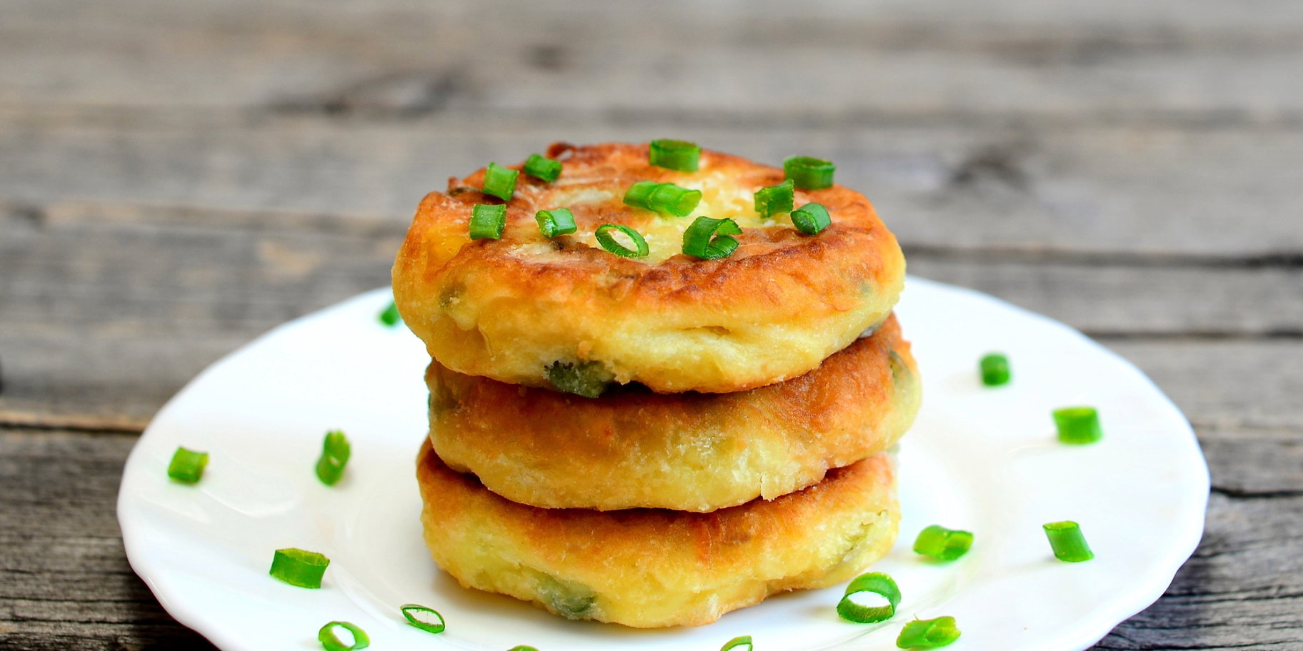 Коржики з кукурудзяного борошна