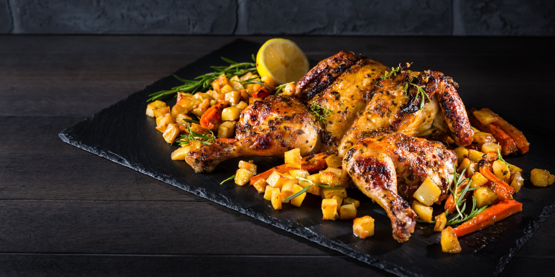 Курка-метелик на грилі, фарширована рикотою