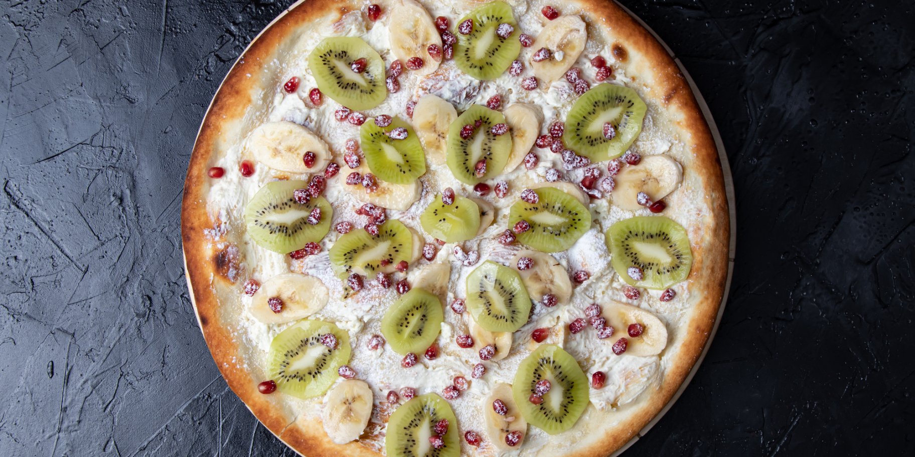 Пиріг з фруктами на лимонаді