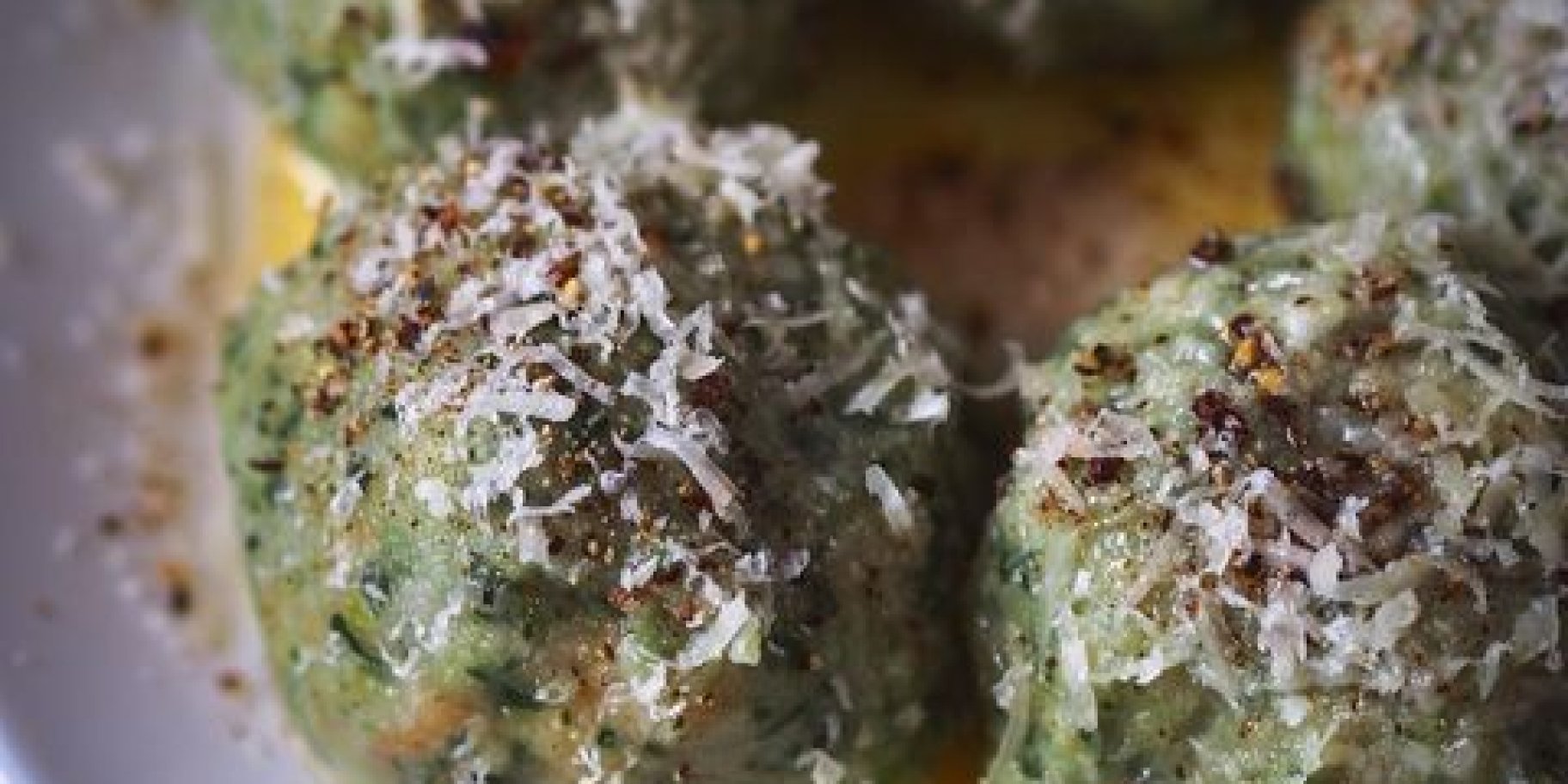 Кнедлі з сиром та шпинатом