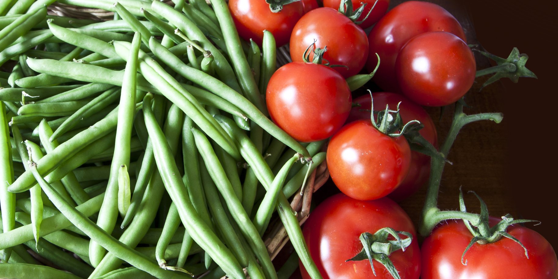 Стручкова квасоля з помідорами