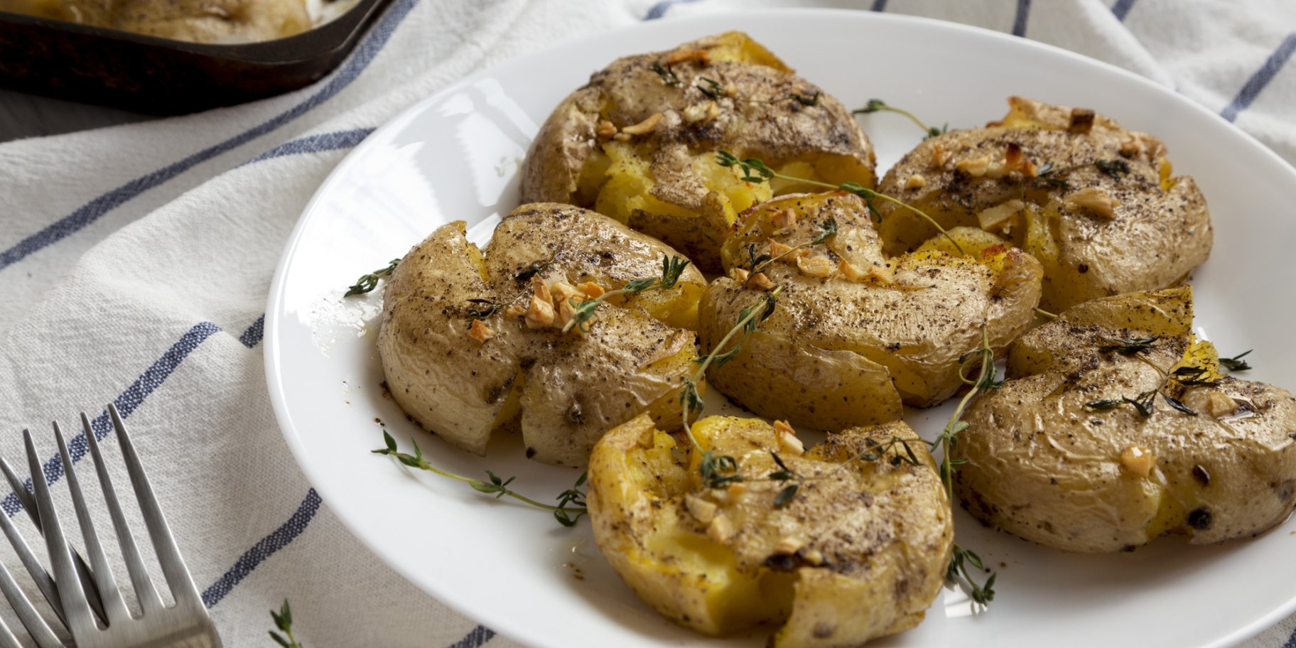 "Крошка-картошка" с соусом