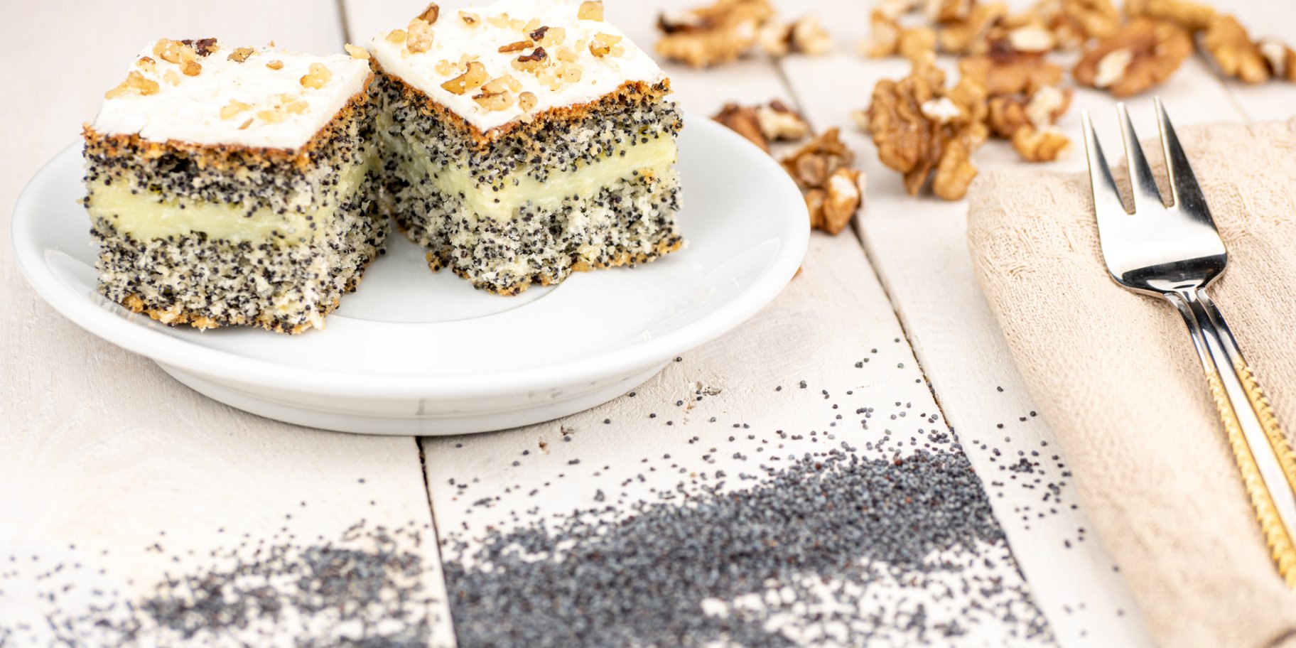 Торт з маком і заварним кремом