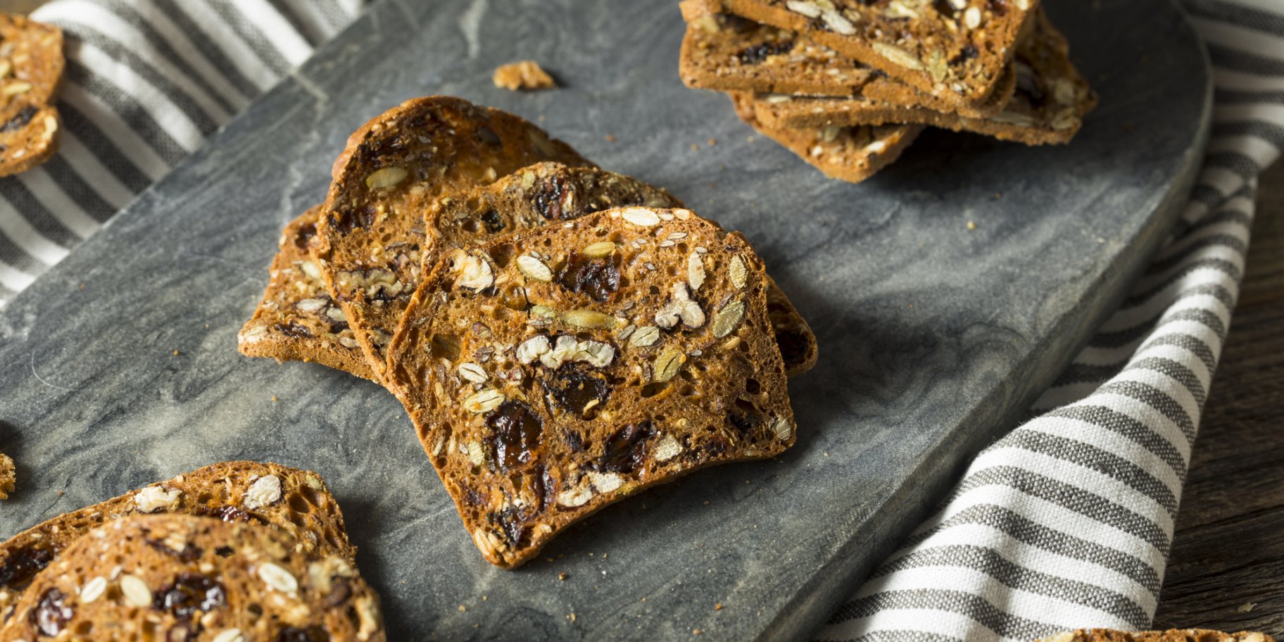 Хлібці з горіхами