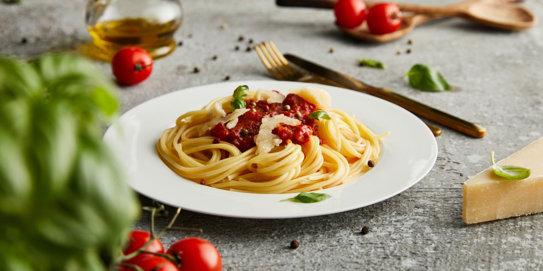 Паста з печеним перцем і пармезаном