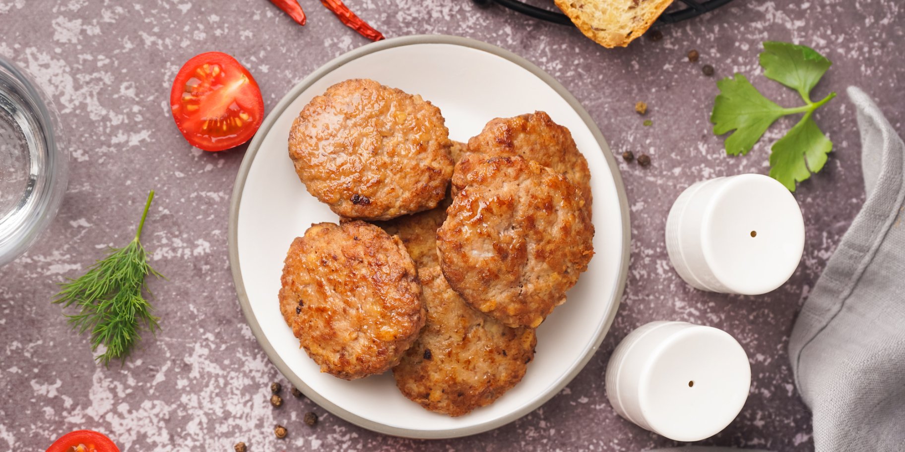 Котлети з фаршу і картоплі