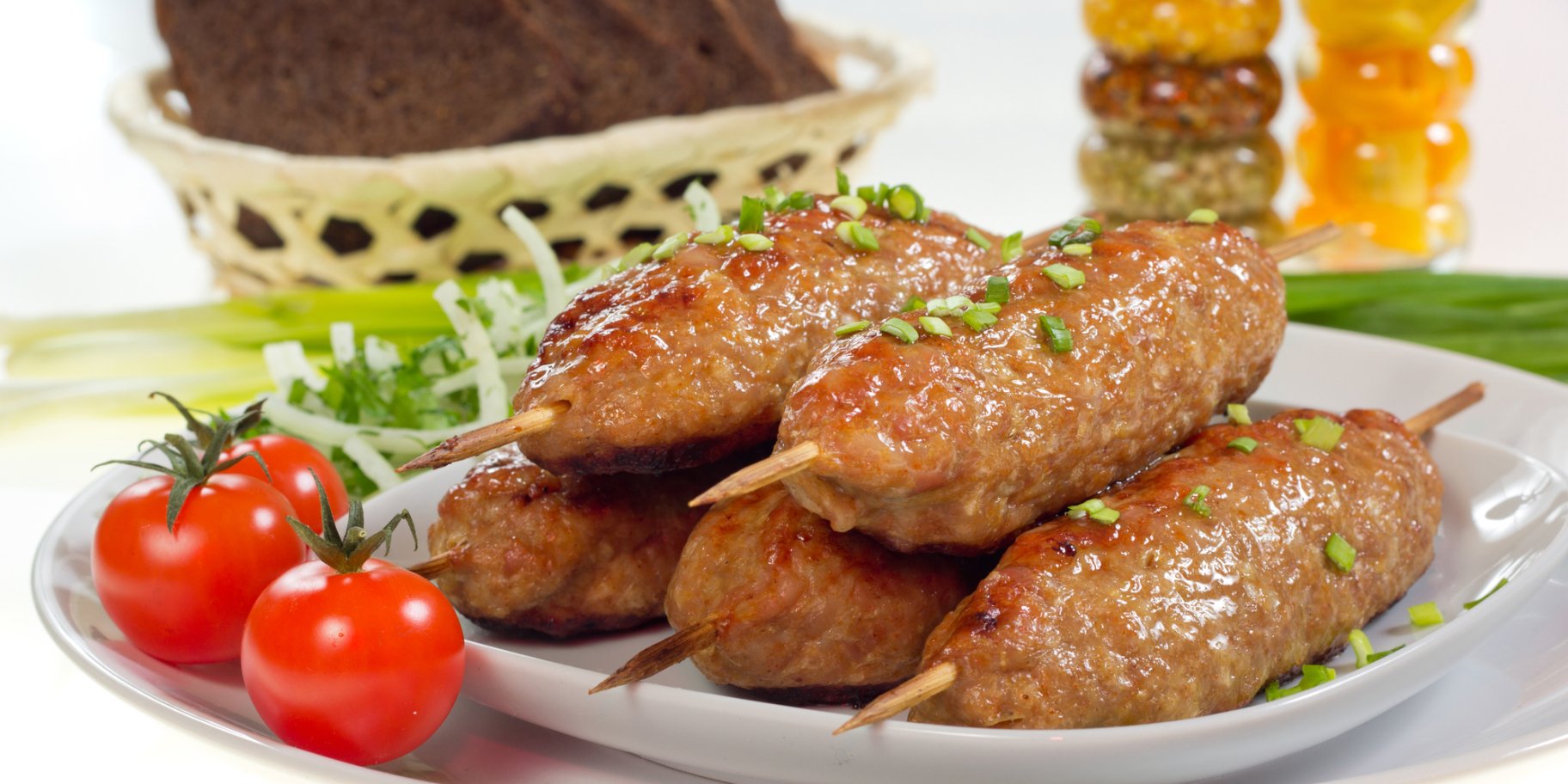 Котлети на шпажках