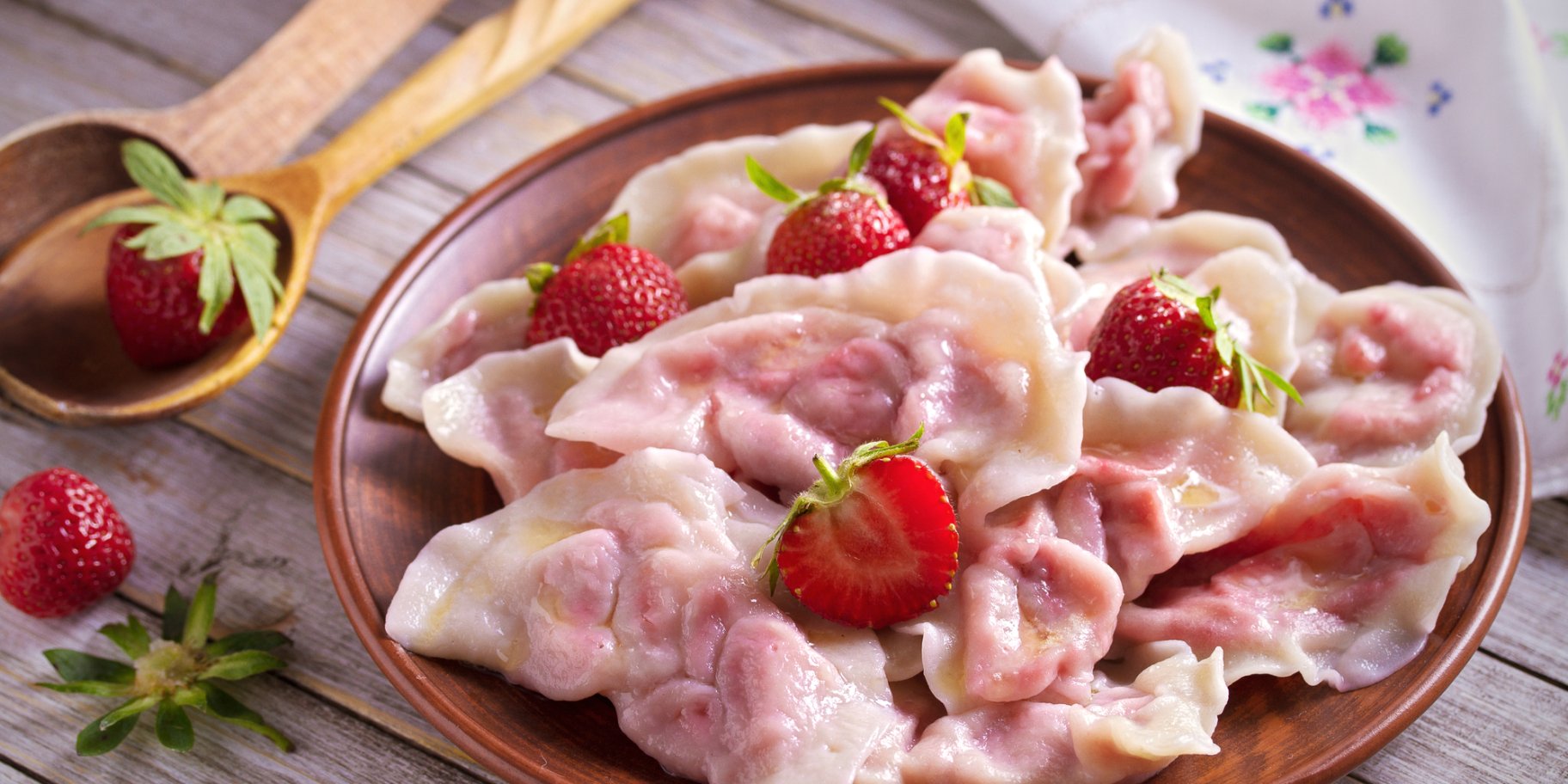 Полуничні вареники