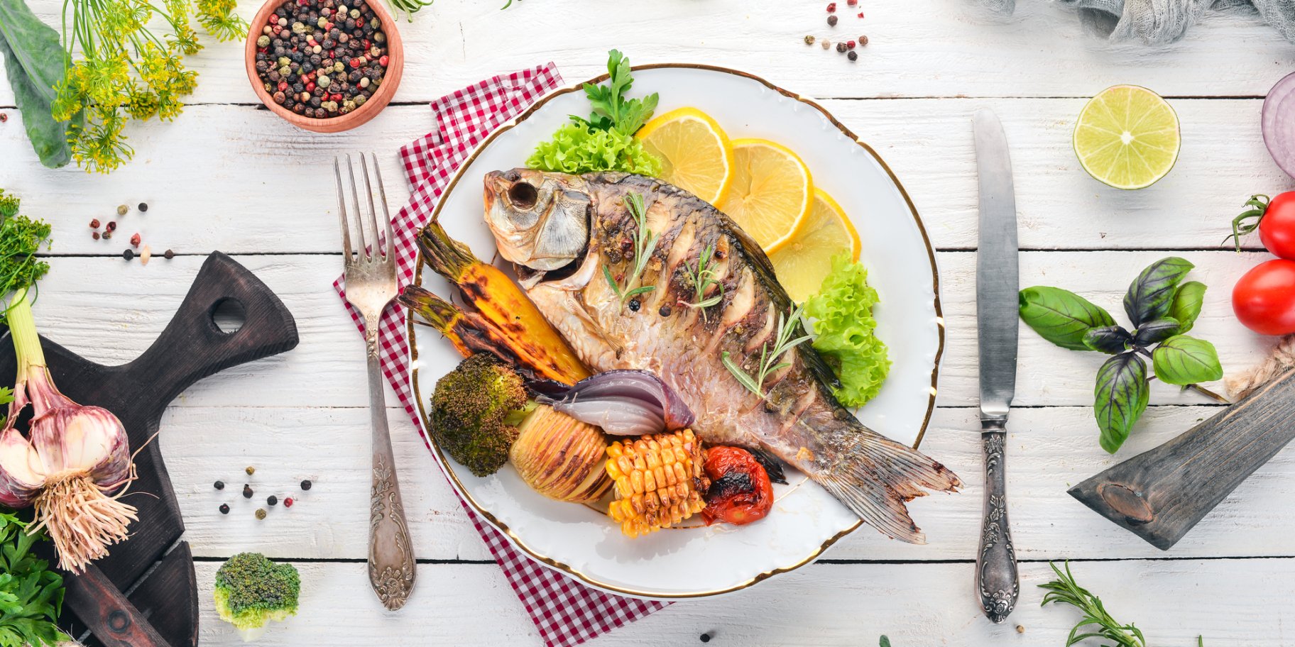 Карп с овощами