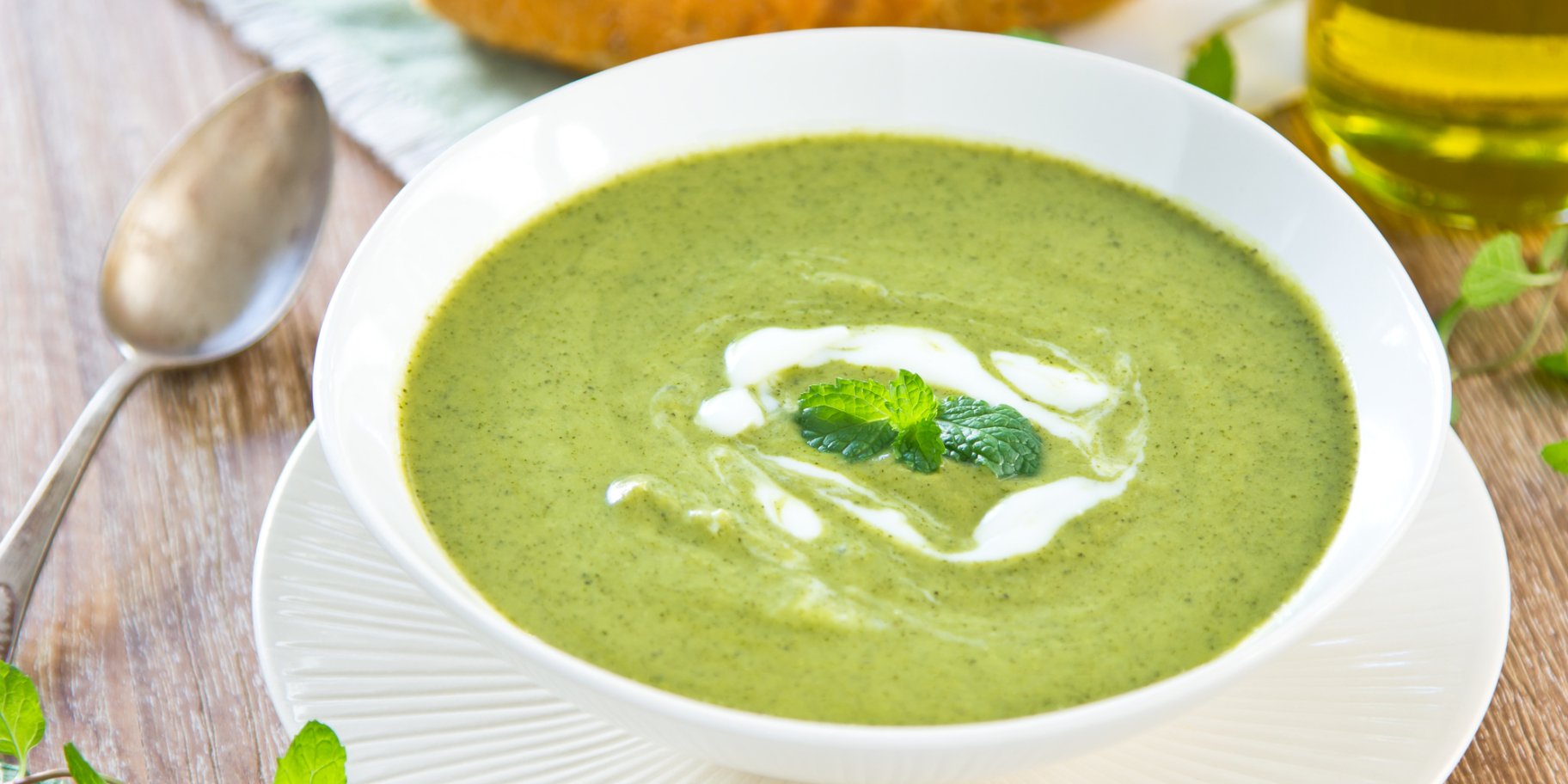 Крем-суп з селерою та цибулею