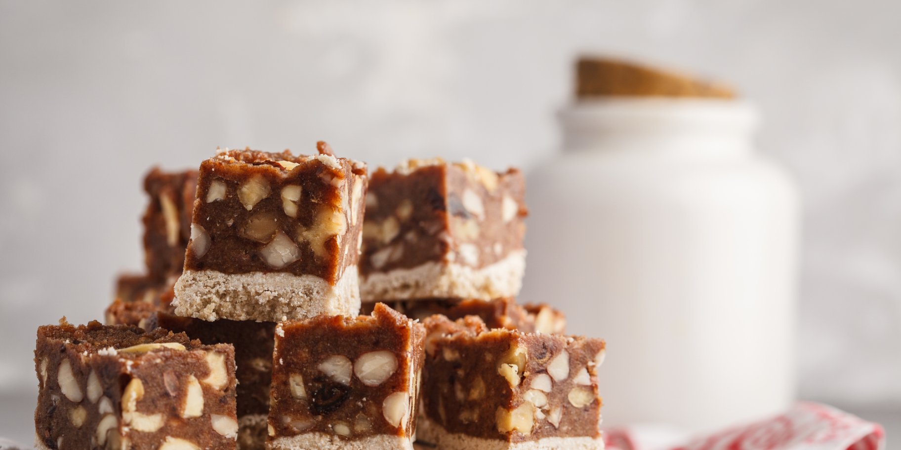 Соленые батончики с шоколадом и арахисовой пастой