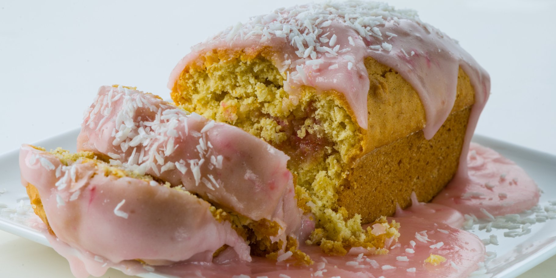 Полуничний хліб