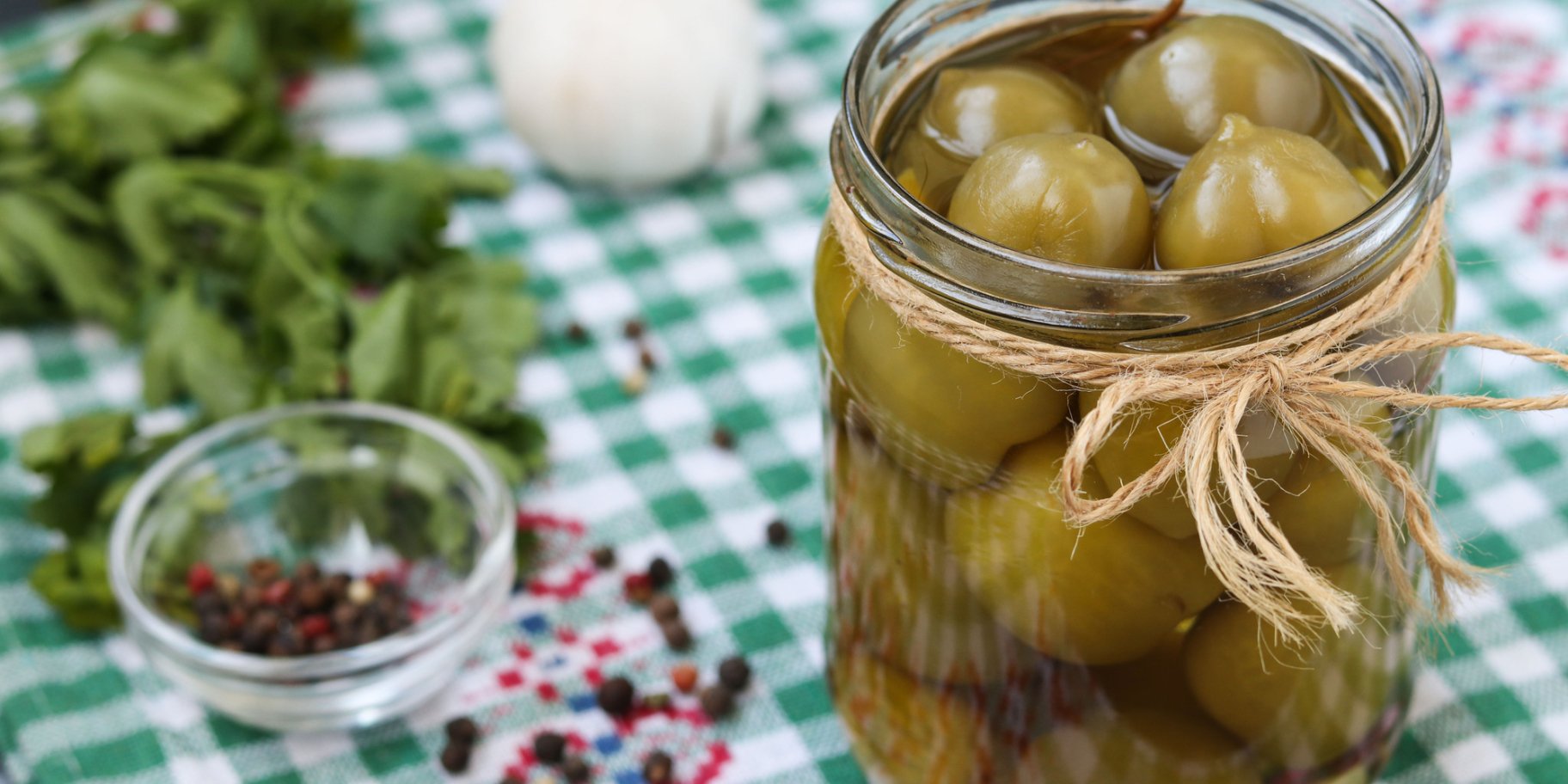 Солоні зелені помідори