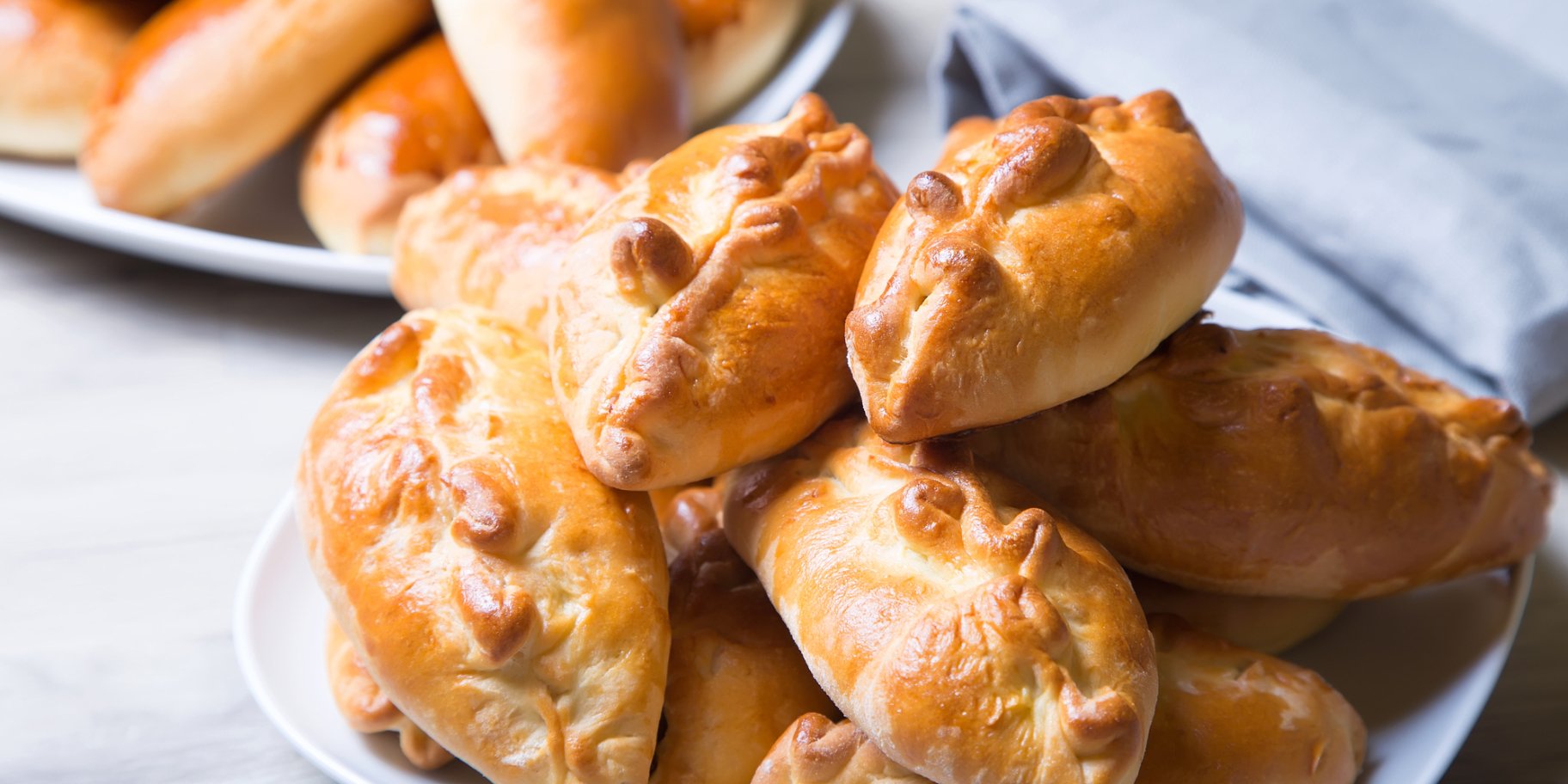 Пиріжки з картоплею і гречкою - рецепт