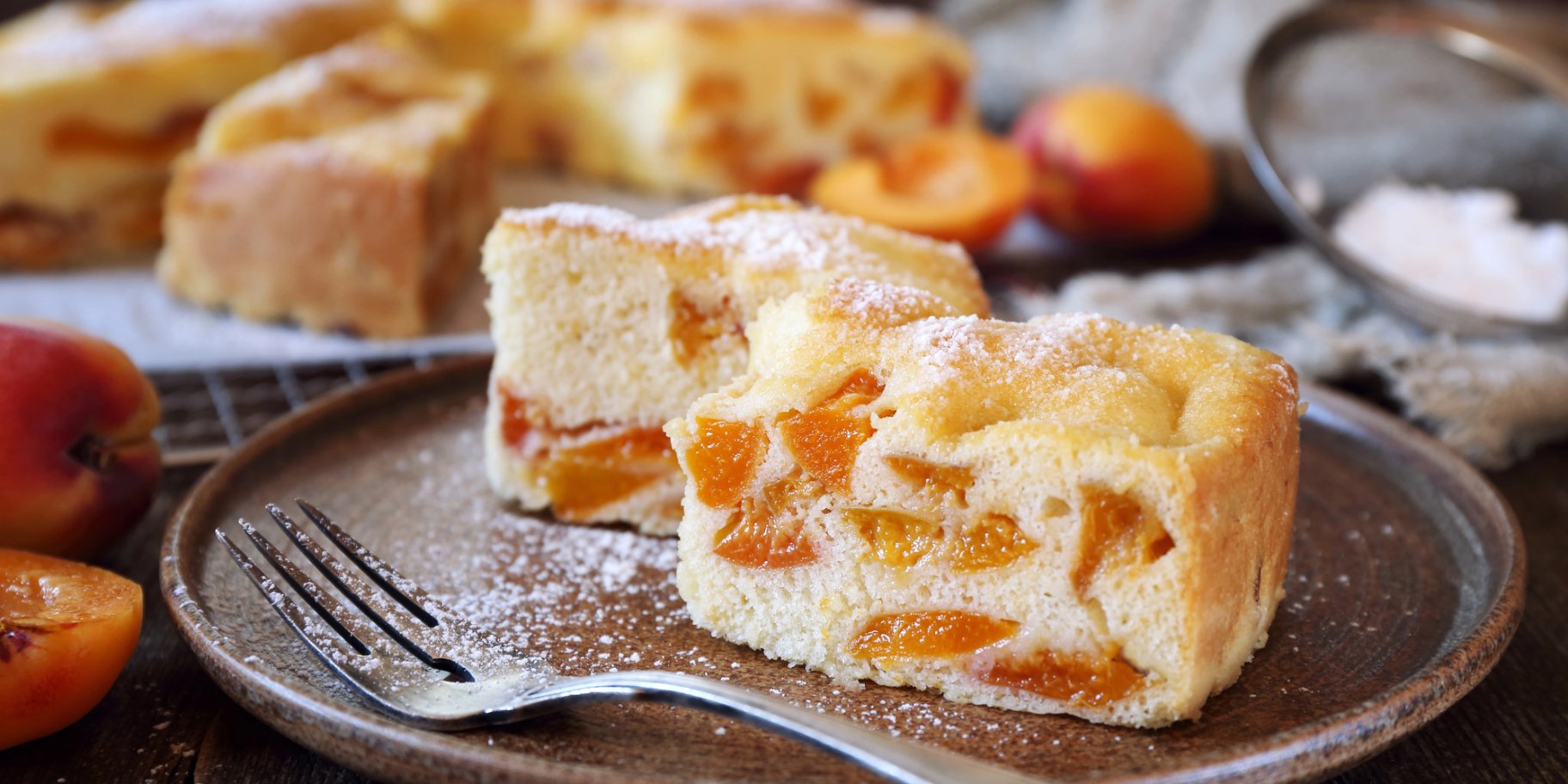 Сметанний кекс з абрикосами «Поцілунок літа»