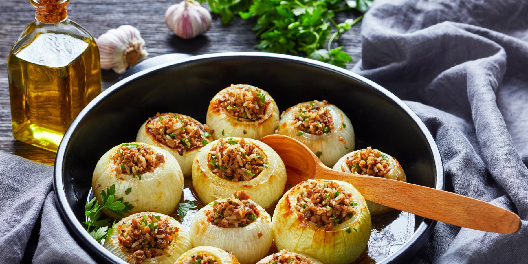 Фарширована цибуля