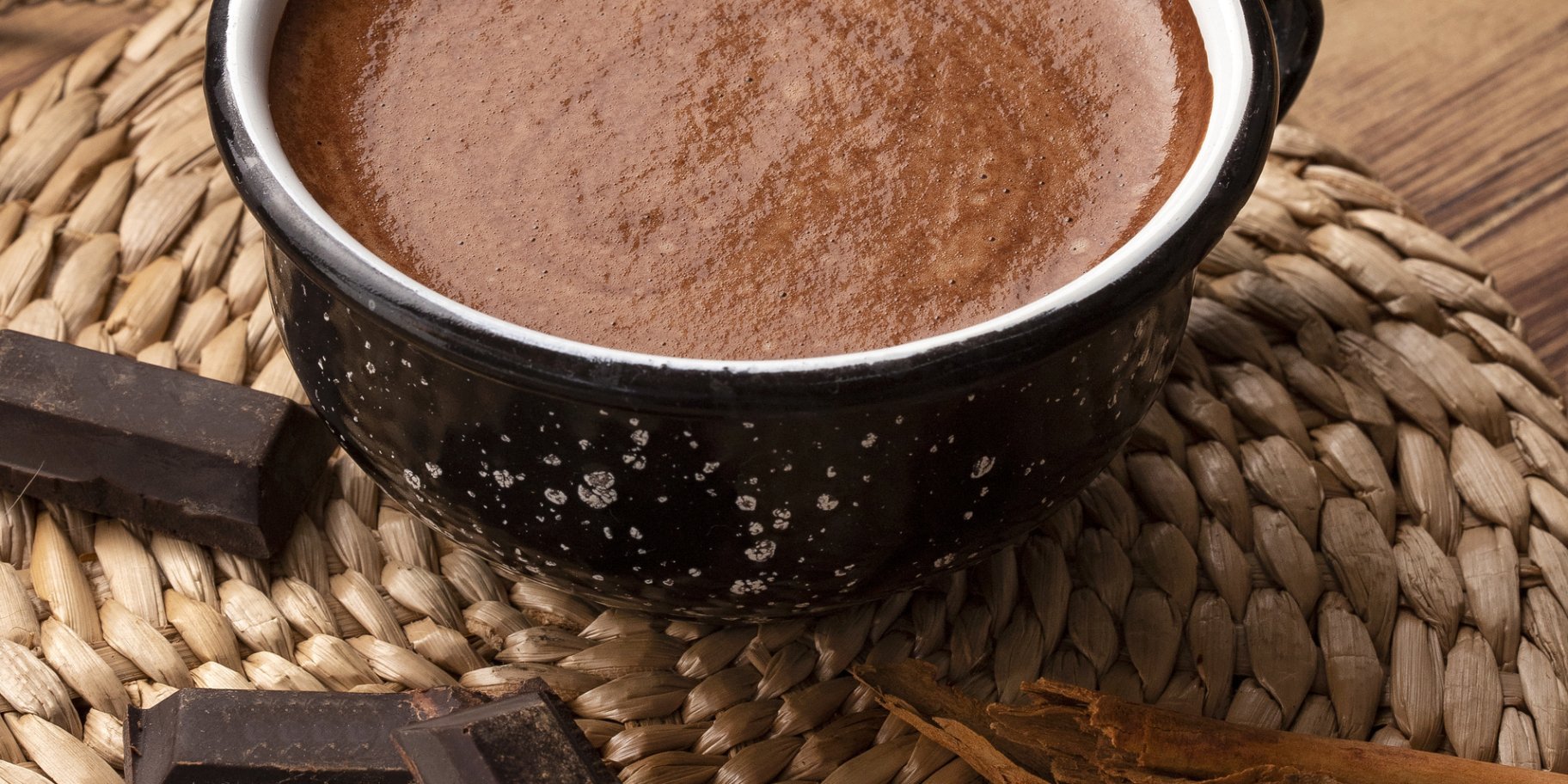 Гарячий шоколад з кокосовим молоком