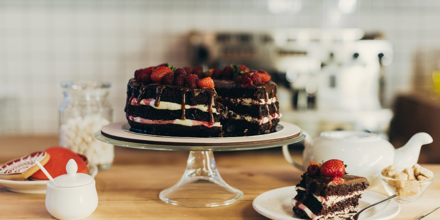 Торт на 8 березня