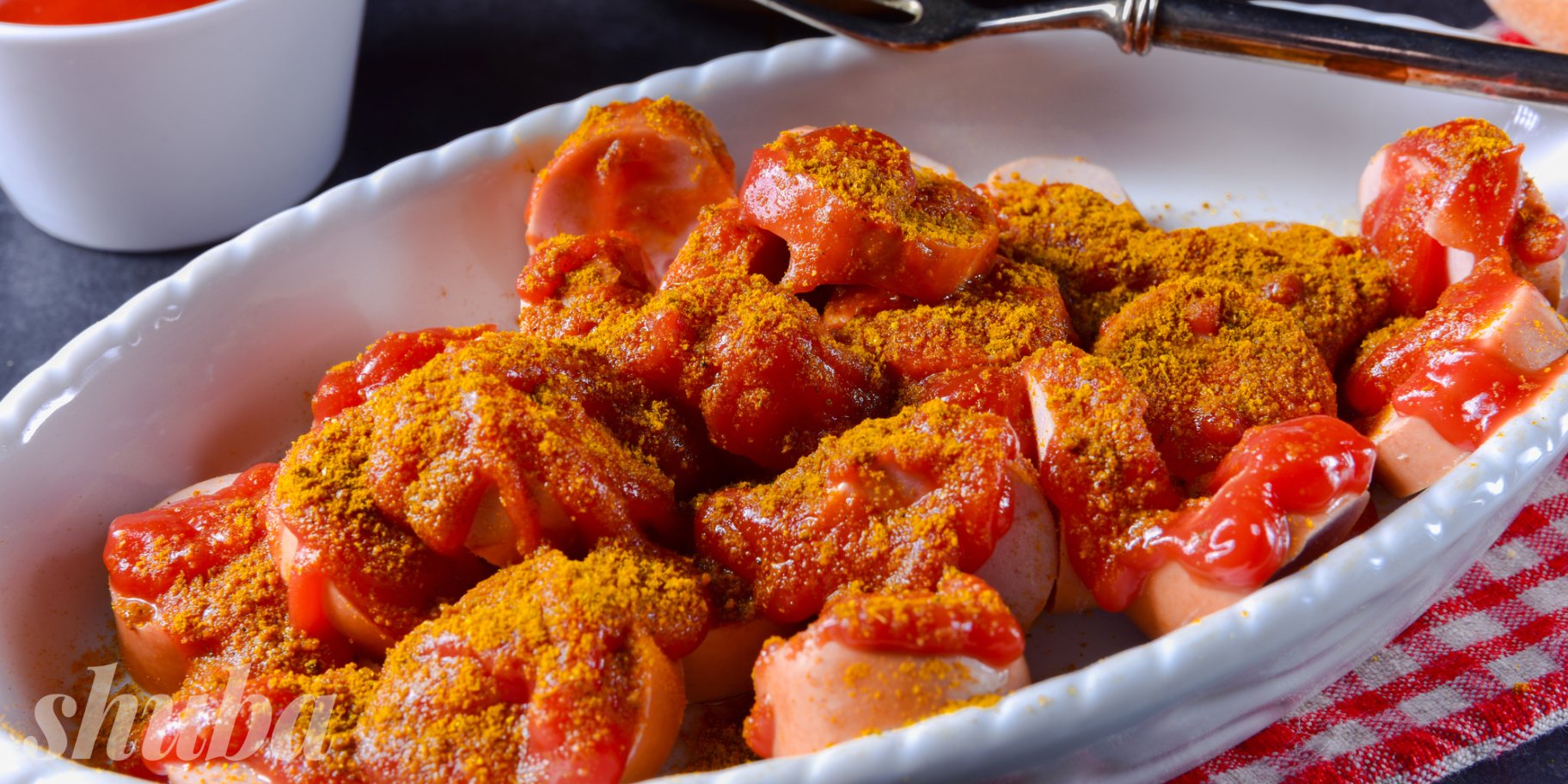 Сосиски в медово-горчичном соусе