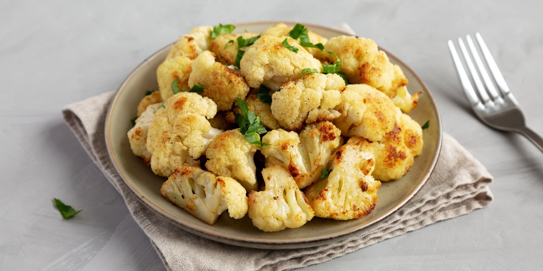 Печені суцвіття цвітної капусти з паприкою