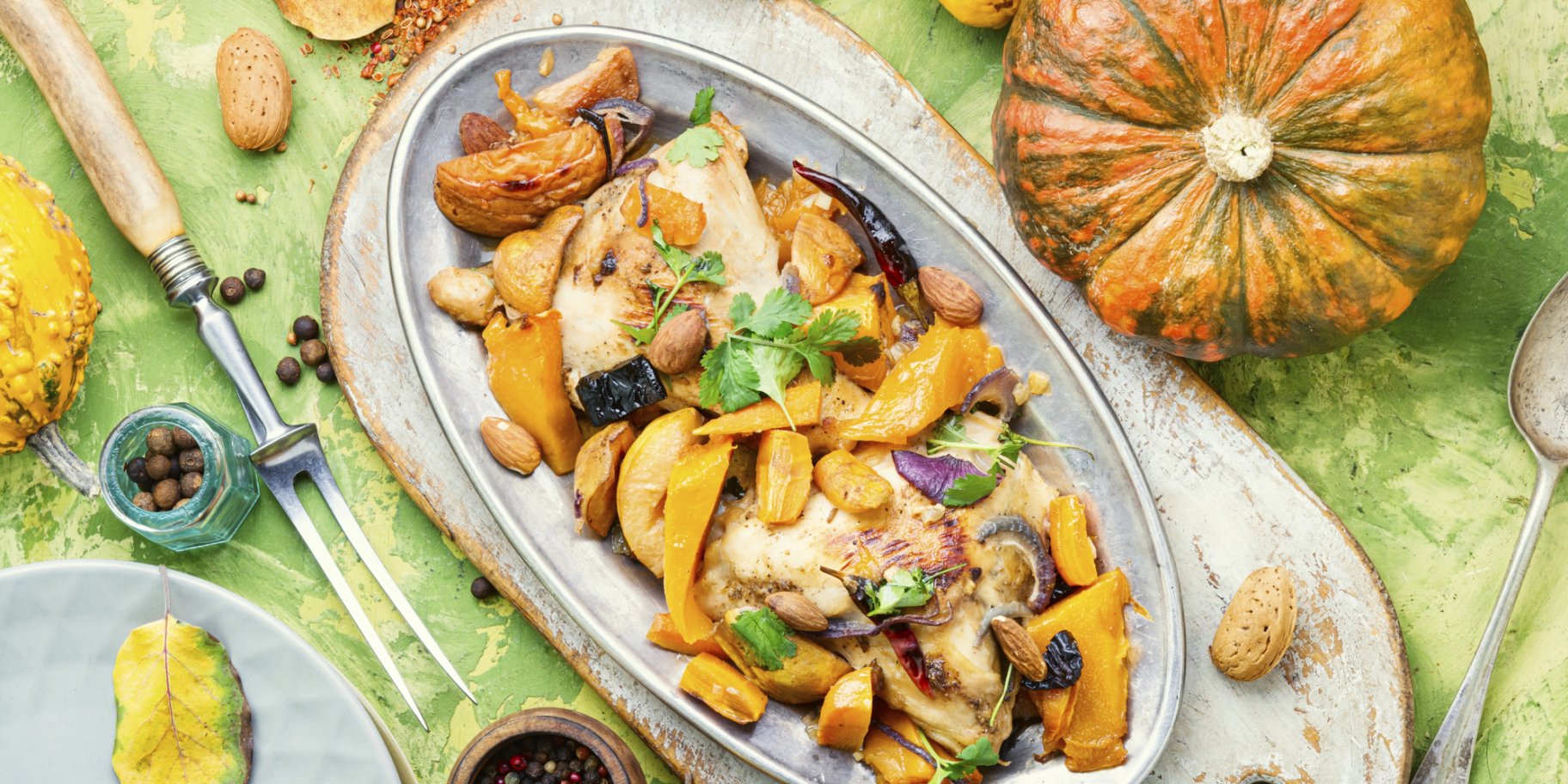 Запечена курка з гарбузом