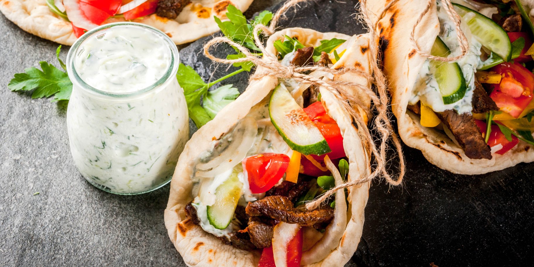 Гірос з бараниною