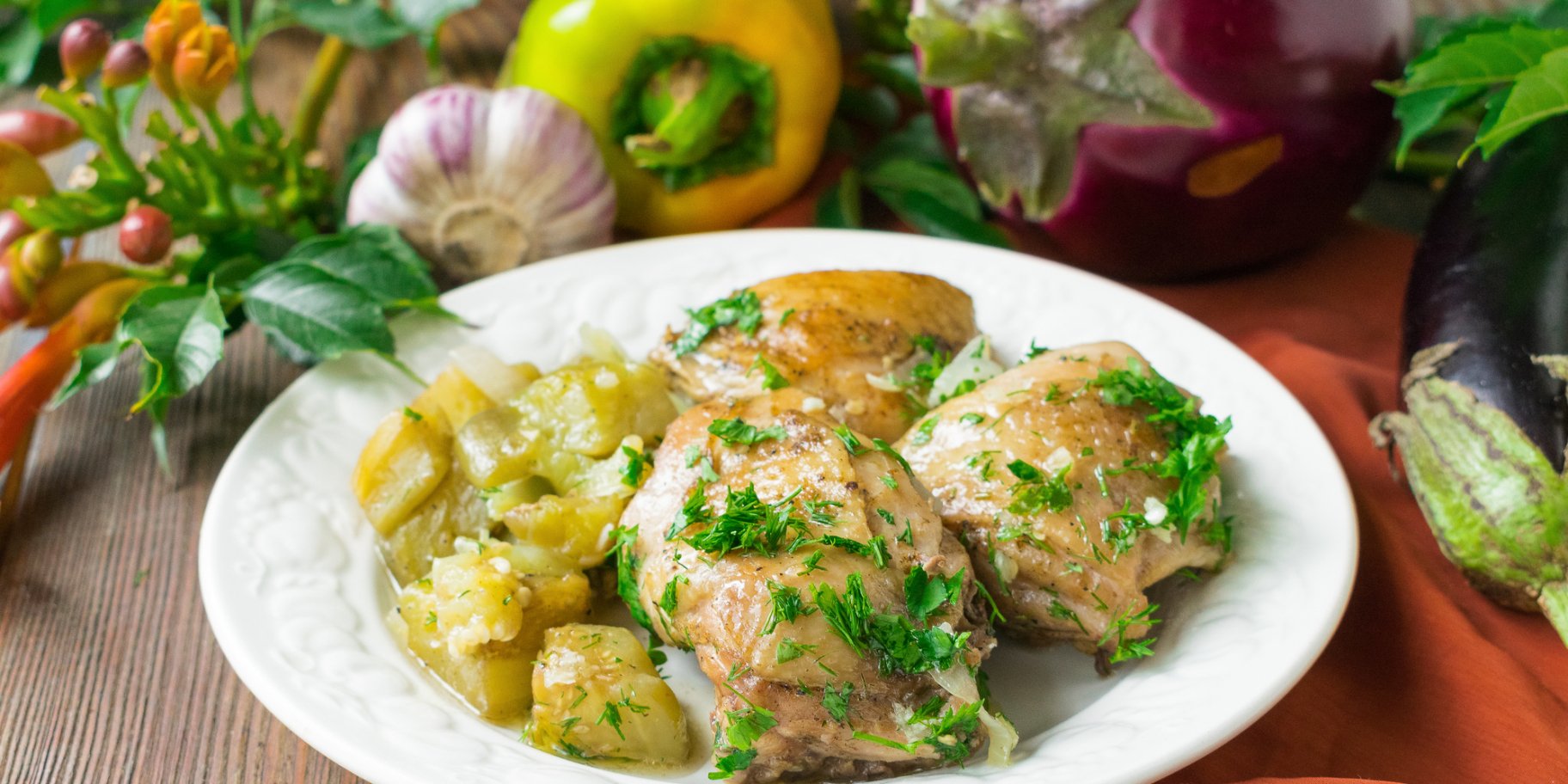 курячі стегенця з картопелю