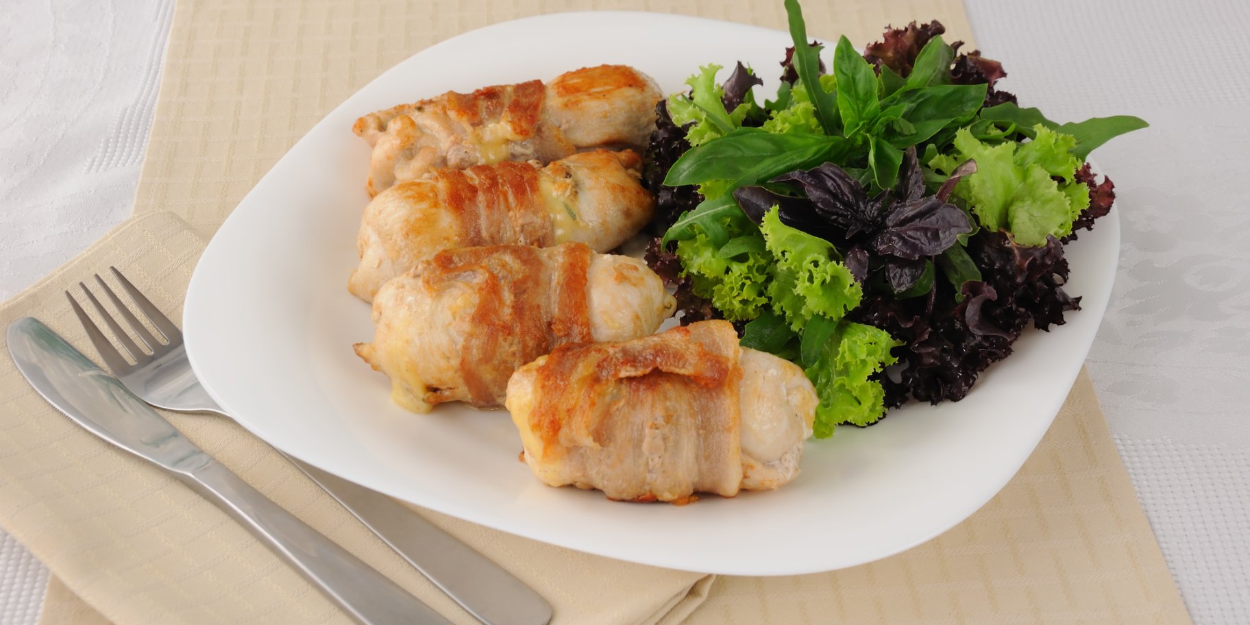 Курячі рулетики з цукіні