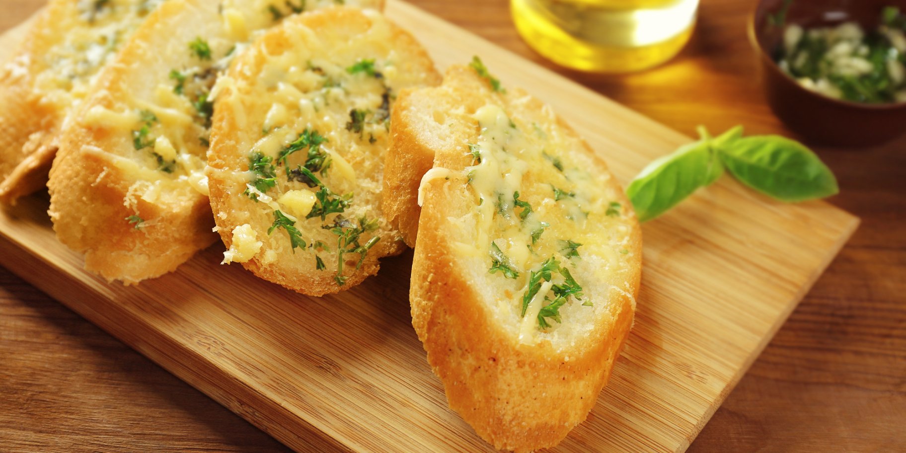 Часниковий хліб