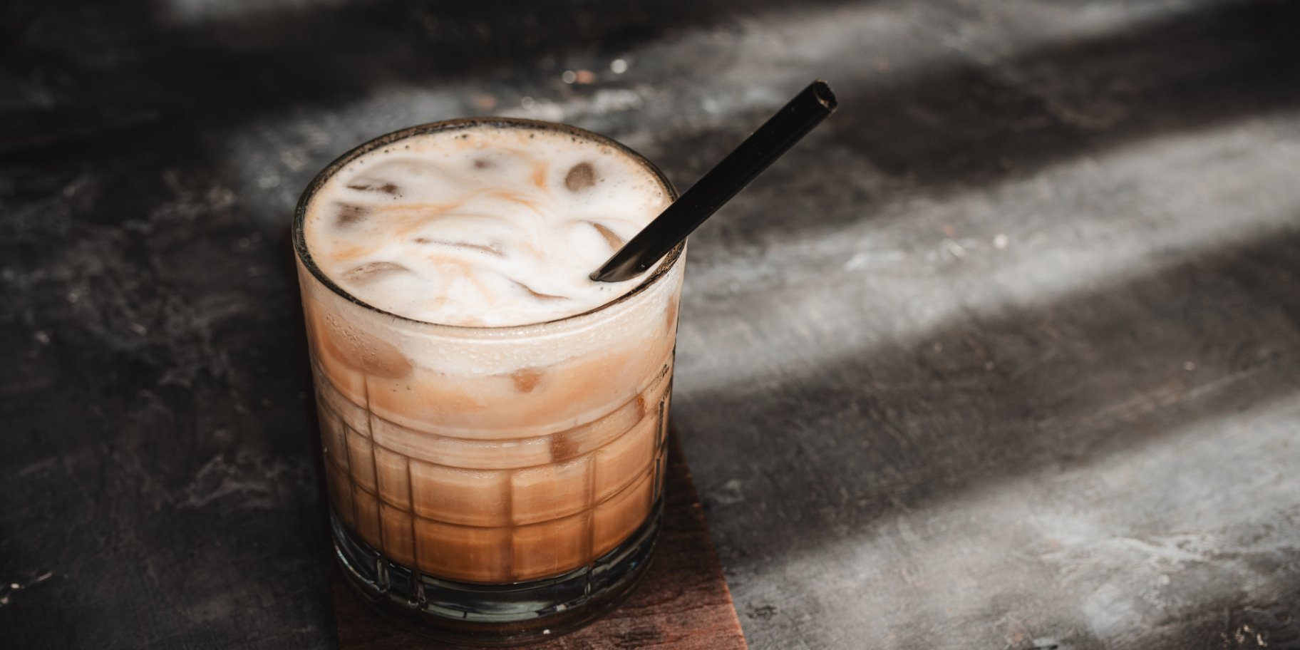 Холодна кава з молоком
