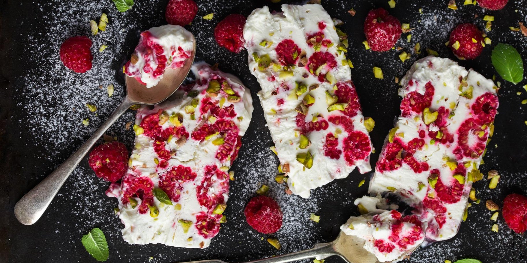 Семифредо с малиной